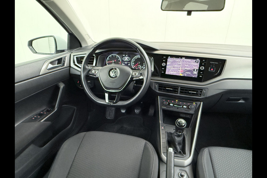 Volkswagen Polo 1.0TGI CNG 5Drs Navi Climatronic Apple Carplay Android Auto Cruise Control Comfortline Executive-pakket DAB+ Bluetooth App-Connect Led 1e Eigenaar Origineel Nederlandse Auto Compressed Natural Gas