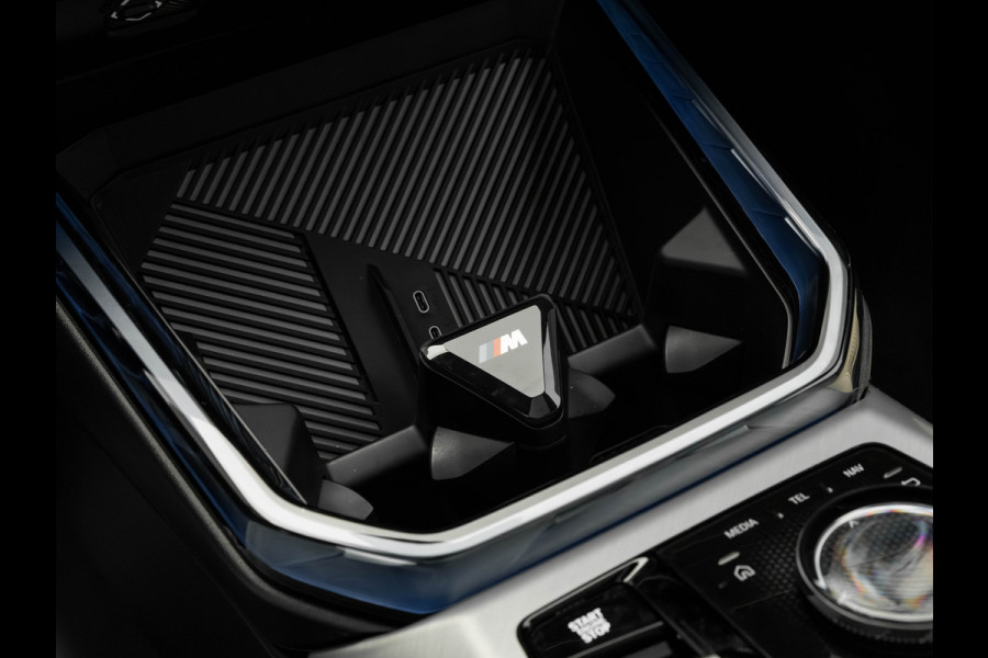 BMW X3 M50 - M-Sport Pro - Pano - Harman Kardon - Stoelventilatie - Iconic Glow