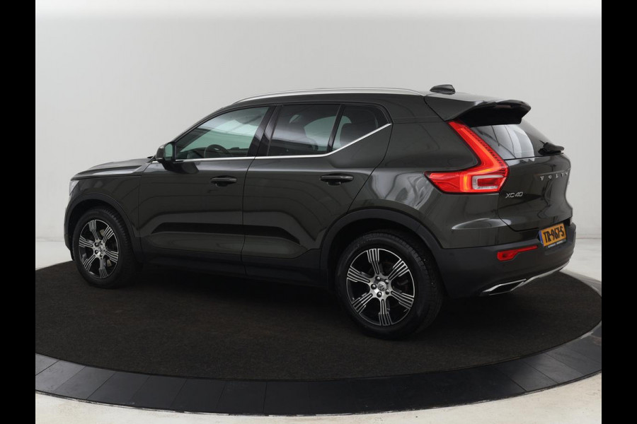 Volvo XC40 2.0 T4 Inscription | Panoramadak | Leder | Adaptive cruise | Trekhaak | Stoelverwarming | 360 Camera | Keyless | Navigatie | Full LED
