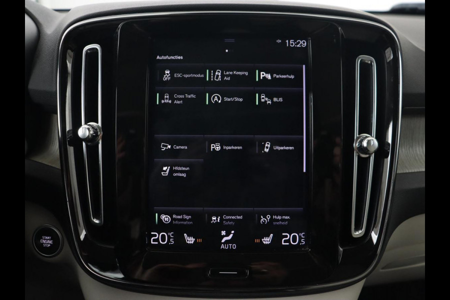 Volvo XC40 2.0 T4 Inscription | Panoramadak | Leder | Adaptive cruise | Trekhaak | Stoelverwarming | 360 Camera | Keyless | Navigatie | Full LED