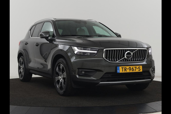 Volvo XC40 2.0 T4 Inscription | Panoramadak | Leder | Adaptive cruise | Trekhaak | Stoelverwarming | 360 Camera | Keyless | Navigatie | Full LED