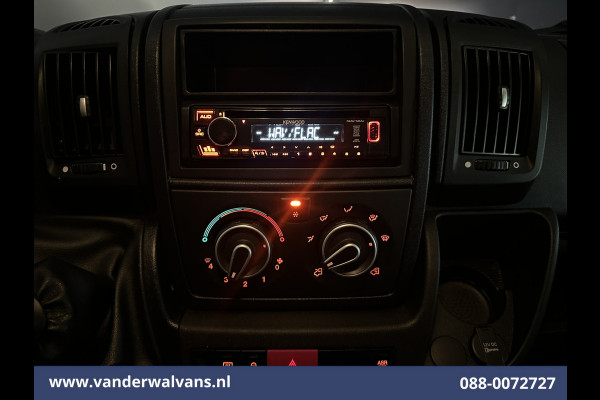 Citroën Jumper 2.2 BlueHDi 141pk Bakwagen Laadklep Euro6 Airco | 975kg laadvermogen Bijrijdersbank