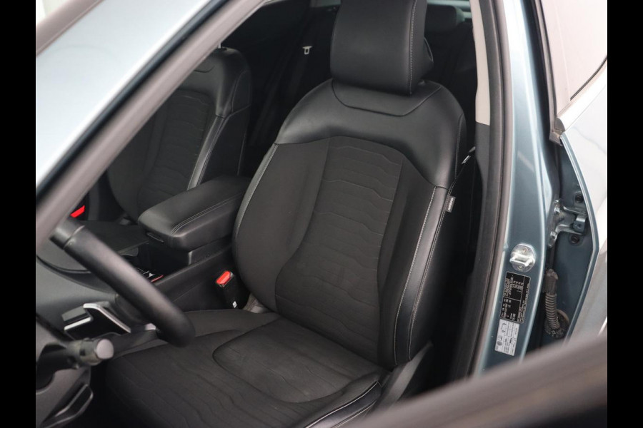 Kia Sportage 1.6 T-GDI Plug-in Hybrid AWD DynamicPlusLine | Stoel & stuurverwarming | Half leder | Camera | Carplay | Adaptive cruise | 19'' | Navigatie | Achterbankverwarming | PHEV