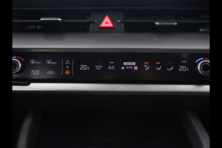 Kia Sportage 1.6 T-GDI Plug-in Hybrid AWD DynamicPlusLine | Stoel & stuurverwarming | Half leder | Camera | Carplay | Adaptive cruise | 19'' | Navigatie | Achterbankverwarming | PHEV