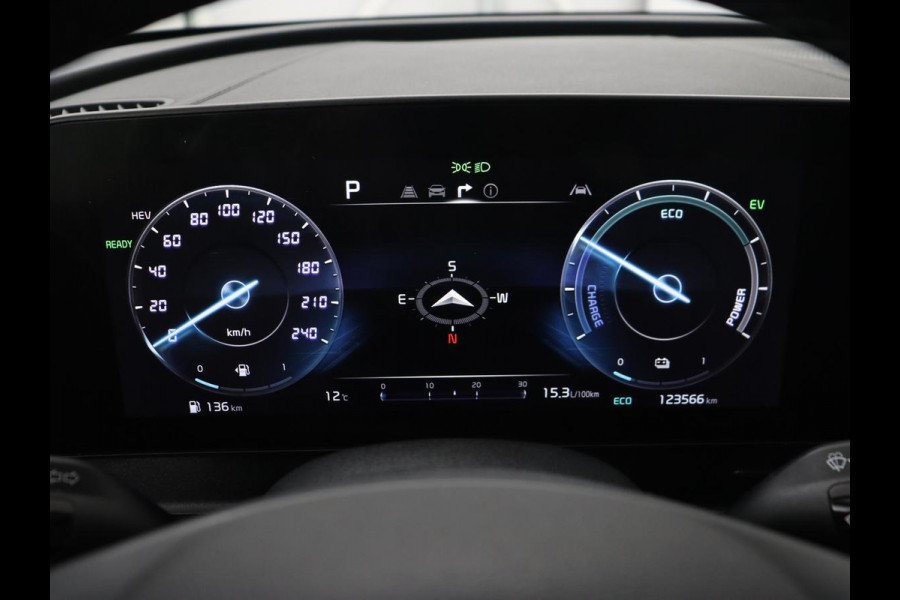 Kia Sportage 1.6 T-GDI Plug-in Hybrid AWD DynamicPlusLine | Stoel & stuurverwarming | Half leder | Camera | Carplay | Adaptive cruise | 19'' | Navigatie | Achterbankverwarming | PHEV