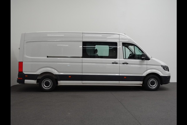 Volkswagen Crafter 140pk L4H3 / L3H2 Dubbele cabine Airco Cruise control Trekhaak Navigatie Carplay  Camera Sidebars Euro6
