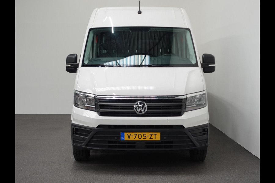 Volkswagen Crafter 140pk L4H3 / L3H2 Dubbele cabine Airco Cruise control Trekhaak Navigatie Carplay  Camera Sidebars Euro6