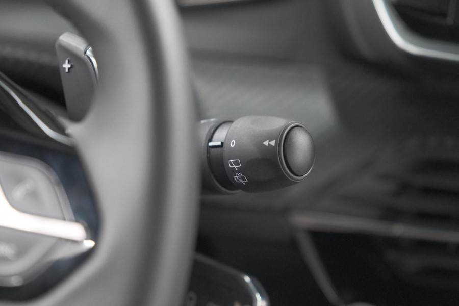 Peugeot 2008 PureTech 130 EAT8 Allure | Camera | Navigatie | Apple Carplay | Parkeersensoren