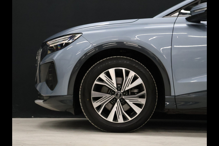Audi Q4 e-tron 35 Launch edition Advanced Plus 55 kWh SOH 94% [SCHUIFKANTELDAK, APPLE CARPLAY, ANDROID, ADAPTIVE CRUISE, VOL LEDER, CAMERA, STOELVERWARMING, LEDVERLICHTING, CLIMATE, NIEUWSTAAT]