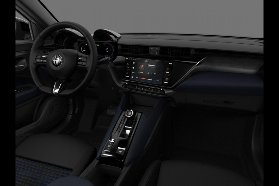 Alfa Romeo junior 1.2 Turbo Hybrid Ibrida | Pack Tech | 18" | Schuif/Kanteldak | Scala Brown