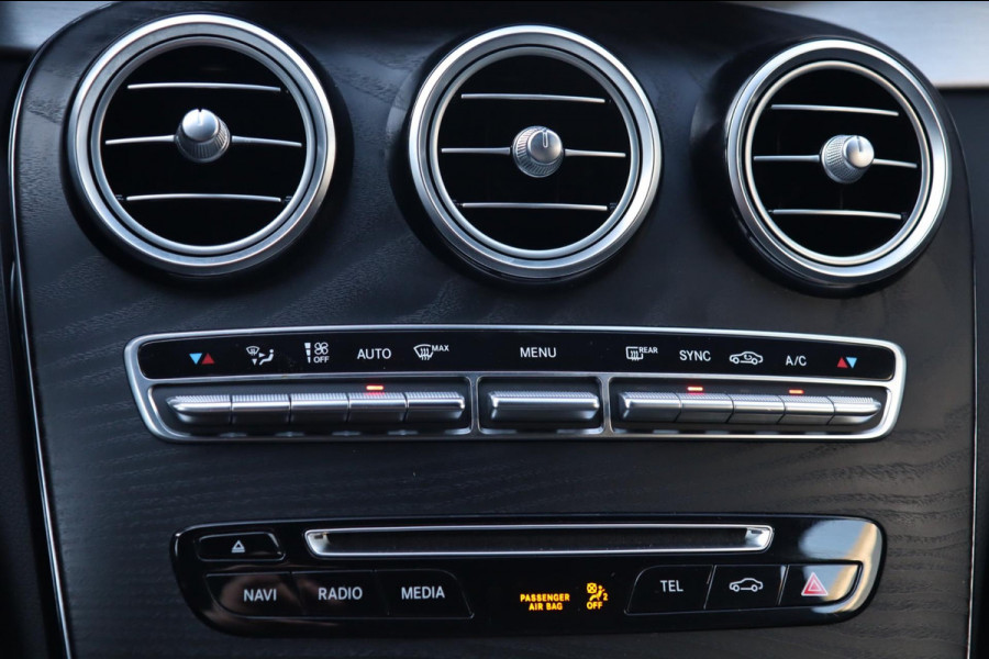 Mercedes-Benz C-Klasse 250 AMG / DODEHOEK / 360 / BURMESTER / DEALER SERVICE