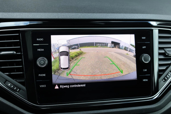 Volkswagen T-Roc 2.0 TSI 4Motion R 301+PK AKRAPOVIC/VIRTUAL/PANO/BEATS/KEYLES/HALF LEER+S.VERWARMING/19"/CAM/ACC/12 MDN GARANTIE!