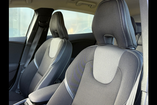 Volvo V40 2.0 T2 Momentum Standkachel