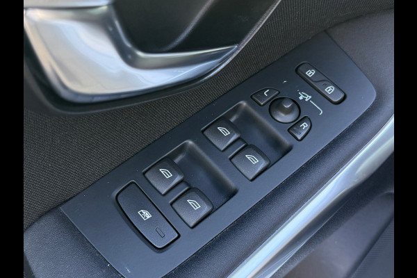 Volvo V40 2.0 T2 Momentum Standkachel