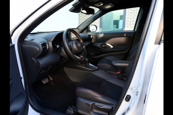 Toyota Yaris Cross 1.5 Hyb 130 GR Sport | JBL | Head Up | El Achterklep