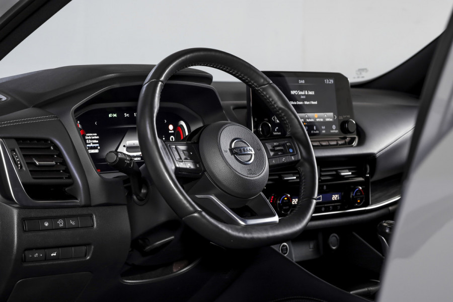 Nissan QASHQAI 1.3 MHEV 140 PK Tekna | Cold Pack | Dig. Cockpit | Adapt. Cruise | PDC | 360 Camera | NAV + App. Connect | ECC | DAB | LM 20" |