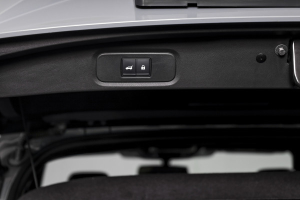 Nissan QASHQAI 1.3 MHEV 140 PK Tekna | Cold Pack | Dig. Cockpit | Adapt. Cruise | PDC | 360 Camera | NAV + App. Connect | ECC | DAB | LM 20" |