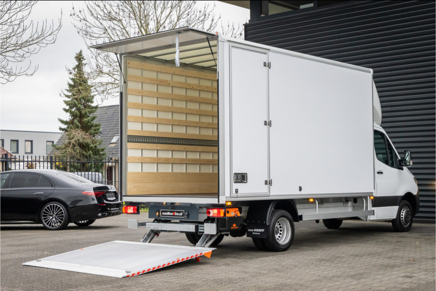 Mercedes-Benz Sprinter 516 Automaat Bakwagen Laadklep nieuw