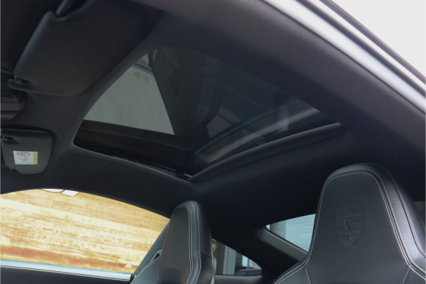Porsche 911 992 450PK 3.0 Carrera 4 S **4w Steering/Schuif-kantel/Sport-uitlaat/Sport-Stoelen/Sportchrono/Ventilatie**