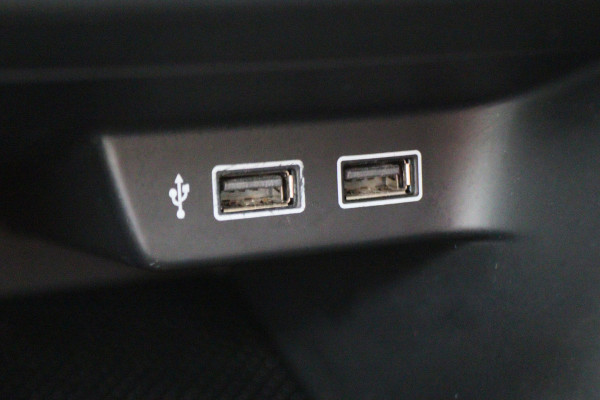 Volkswagen Polo 1.0 TSI Comfortline Business