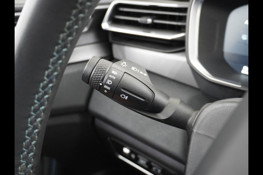 Lynk & Co 01 1.5 PHEV AUT-7 261pk Pano-Schuifdak Lmv 20" 360°Camera Apple Carplay Android Auto Adap.Cruise Navi Pdc Ecc Keyless Led Plug-In H Elek.Memory.Stoel File assistent Dodehoek detector Elektrisch bedienbare achterklep Rijstrooksensor Wifi Verkeersbord detectie 425Nm koppel 3,7kw laadvermogen €44.882 Nieuwprijs 1e Eigenaar Origineel NLse auto!