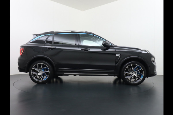 Lynk & Co 01 1.5 PHEV AUT-7 261pk Pano-Schuifdak Lmv 20" 360°Camera Apple Carplay Android Auto Adap.Cruise Navi Pdc Ecc Keyless Led Plug-In H Elek.Memory.Stoel File assistent Dodehoek detector Elektrisch bedienbare achterklep Rijstrooksensor Wifi Verkeersbord detectie 425Nm koppel 3,7kw laadvermogen €44.882 Nieuwprijs 1e Eigenaar Origineel NLse auto!