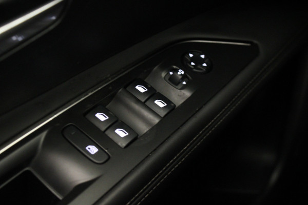 Peugeot 3008 1.2 PureTech Blue Lease Premium