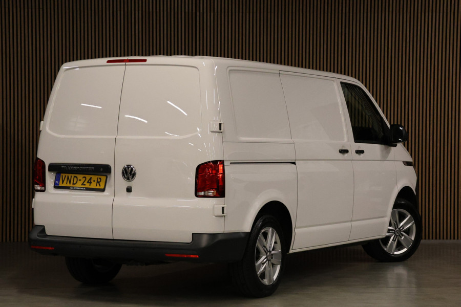Volkswagen Transporter 2.0 TDI | Camera | CarPlay | PDC | Cruise control | Bluetooth | Elek. ramen | Nieuwe APK | NAP Logisch