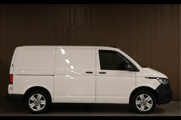 Volkswagen Transporter 2.0 TDI | Camera | CarPlay | PDC | Cruise control | Bluetooth | Elek. ramen | Nieuwe APK | NAP Logisch