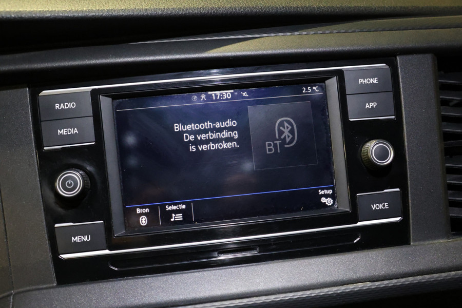 Volkswagen Transporter 2.0 TDI | Camera | CarPlay | PDC | Cruise control | Bluetooth | Elek. ramen | Nieuwe APK | NAP Logisch