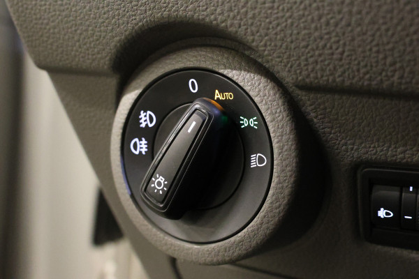 Volkswagen Transporter 2.0 TDI | Camera | CarPlay | PDC | Cruise control | Bluetooth | Elek. ramen | Nieuwe APK | NAP Logisch