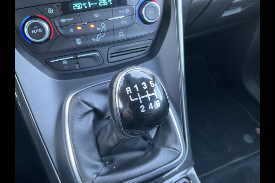 Ford Kuga 1.5 EcoBoost Titanium Trekhaak Sony-Audio Nav/Cruise Clima Hoogzitter Voll.Onderhouden!