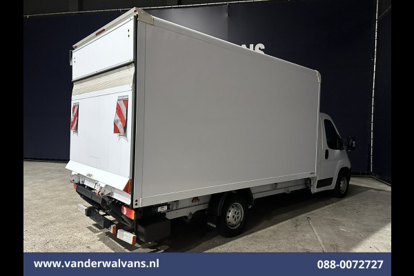Peugeot Boxer 2.2 BlueHDi 141pk Bakwagen Laadklep Euro6 Airco | Cruisecontrol | 985kg laadvermogen Bijrijdersbank