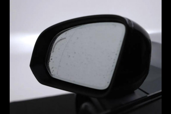 Volvo XC40 2.0 T5 AWD R-Design Pano H\K 360° ACC Trekh. NAP