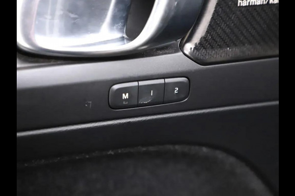 Volvo XC40 2.0 T5 AWD R-Design Pano H\K 360° ACC Trekh. NAP