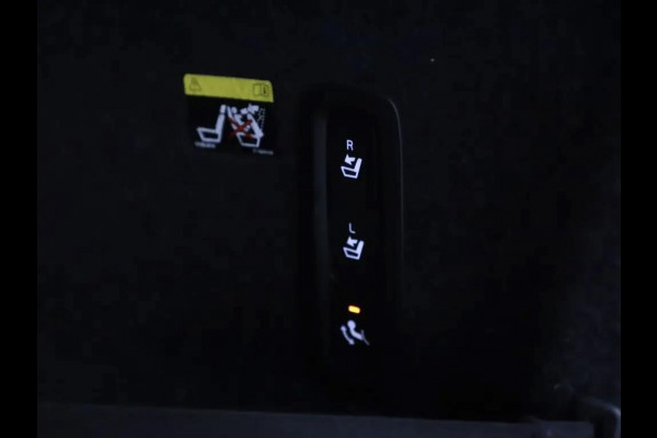 Volvo XC40 2.0 T5 AWD R-Design Pano H\K 360° ACC Trekh. NAP