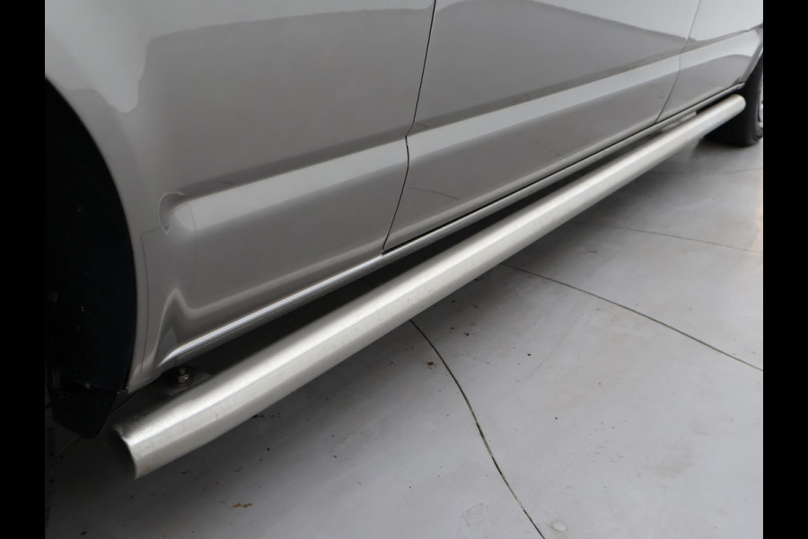 Volkswagen Transporter T6.1 2.0 TDI 150 PK L2H1 DUBBEL CABINE + CARPLAY | TREKHAAK 2500 KG | MOJAVE BEIGE