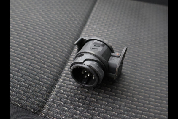 Volkswagen Transporter T6.1 2.0 TDI 150 PK L2H1 DUBBEL CABINE + CARPLAY | TREKHAAK 2500 KG | MOJAVE BEIGE