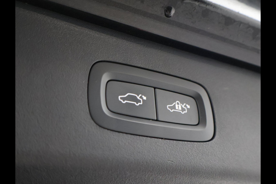 Lynk & Co 01 1.5 + PANORAMA | APPLE CARPLAY | FULL LED | INFINITY | 20 INCH | MEMORY