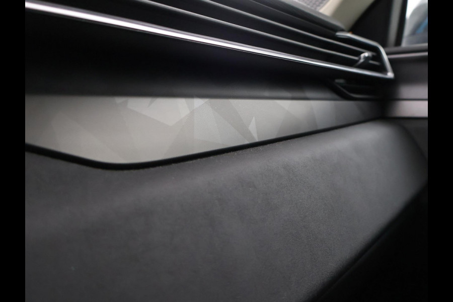 Lynk & Co 01 1.5 + PANORAMA | APPLE CARPLAY | FULL LED | INFINITY | 20 INCH | MEMORY