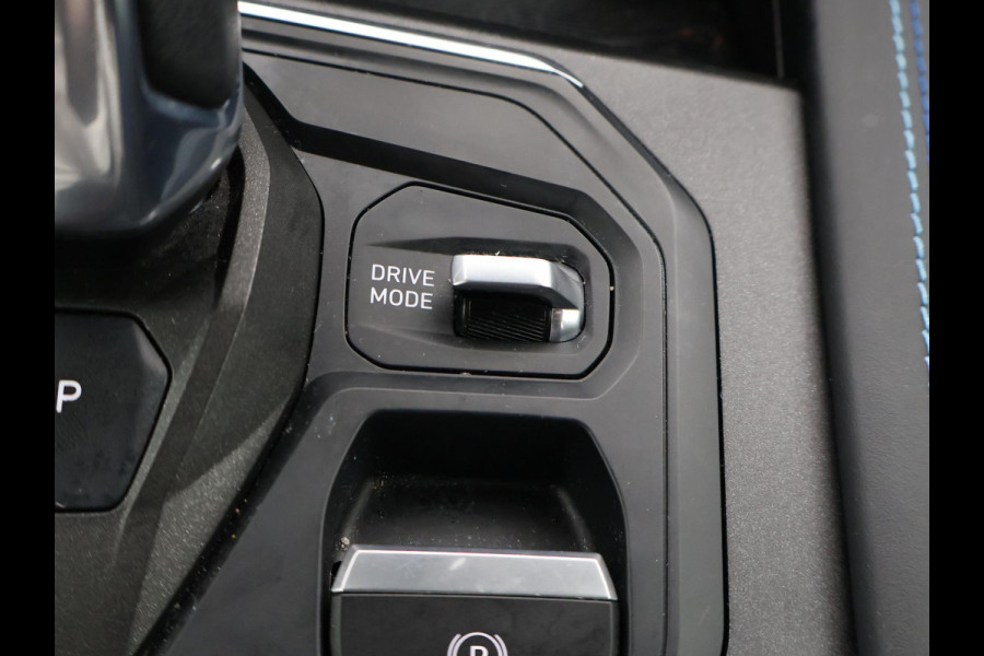 Lynk & Co 01 1.5 + PANORAMA | APPLE CARPLAY | FULL LED | INFINITY | 20 INCH | MEMORY