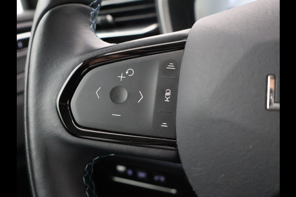 Lynk & Co 01 1.5 + PANORAMA | APPLE CARPLAY | FULL LED | INFINITY | 20 INCH | MEMORY