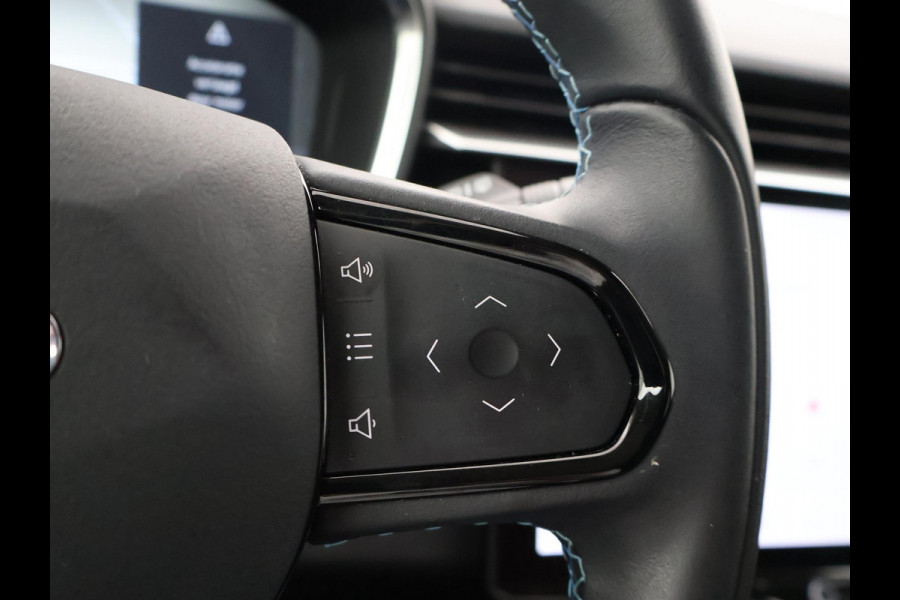 Lynk & Co 01 1.5 + PANORAMA | APPLE CARPLAY | FULL LED | INFINITY | 20 INCH | MEMORY