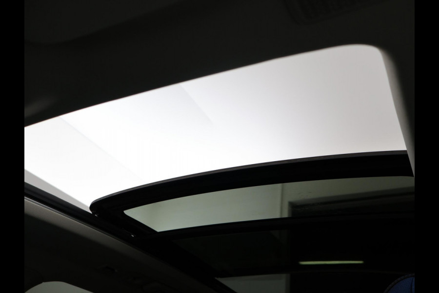 Lynk & Co 01 1.5 + PANORAMA | APPLE CARPLAY | FULL LED | INFINITY | 20 INCH | MEMORY