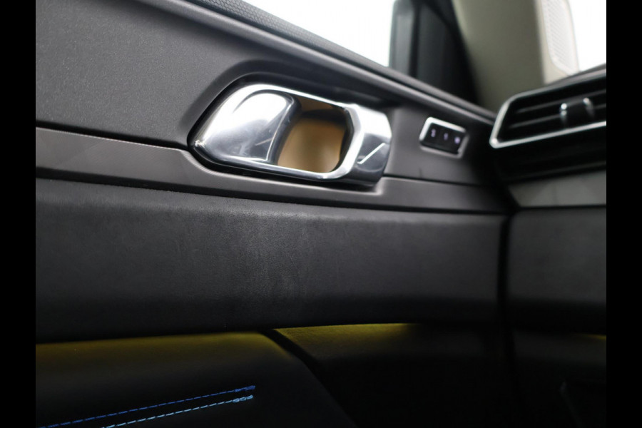 Lynk & Co 01 1.5 + PANORAMA | APPLE CARPLAY | FULL LED | INFINITY | 20 INCH | MEMORY