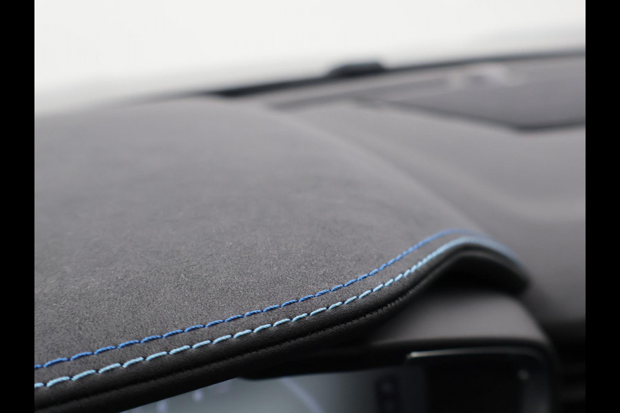 Lynk & Co 01 1.5 + PANORAMA | APPLE CARPLAY | FULL LED | INFINITY | 20 INCH | MEMORY