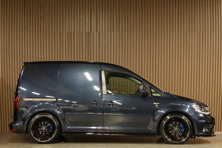 Volkswagen Caddy 2.0 TDI 185 PK | Bi-Xenon | ACC | CarPlay | Navigatie | PDC | MF Stuur | Trekhaak | Nieuwe APK | Alarm | Schroefset | Spoilerkit | Dealer onderhouden