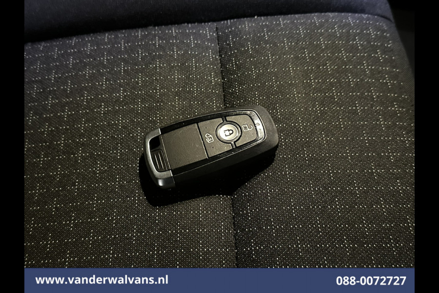 Ford Transit Custom 2.0 TDCI 136pk L2H1 Euro6 Airco | Camera | Apple Carplay | Android Auto | Cruisecontrol | LED Parkeersensoren, Verwarmde voorruit, Rijkstrooksensor, Bijrijdersbank, 2800kg trekvermogen