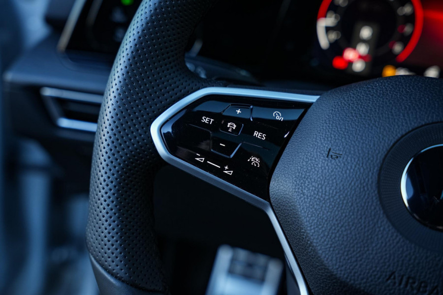 Volkswagen Golf 2.0 TSI GTI Panodak Camera Stoelverw. Achterbankverw. DAB+