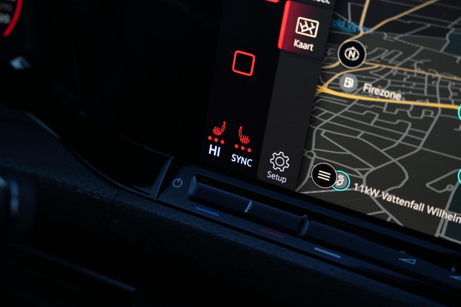 Volkswagen Golf 2.0 TSI GTI Panodak Camera Stoelverw. Achterbankverw. DAB+